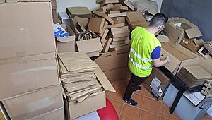 Sexy Latina Goddess Boss Spots Employee on Phone During a Heated Moment