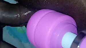 i squirting gozando muito in this intense scene