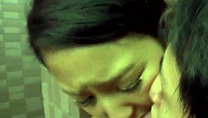 热辣日本已婚邻居高清挑逗我