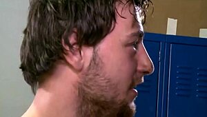 Watch this safado sucking three cocks in the locker room!