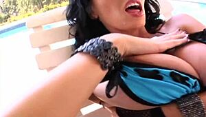 Alia Janine Interacts with Big Boobs in Intriguing Scene