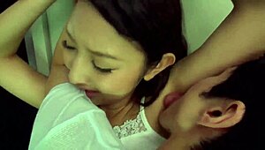 热辣日本已婚邻居高清挑逗我