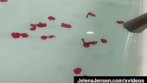 jelena and vanessa finger fucking in the tub 😘