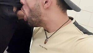 I Suck the Bricklayer's Cock Outdoors Until He Cums