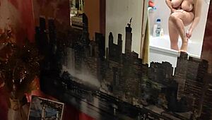 I caugh my gf, she's so hot!