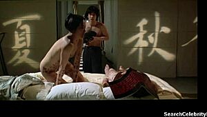 哇，看看《枕边书》1995中Vivian那些性感奶子！