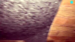 Street girl pushing items up her pussy while on the run