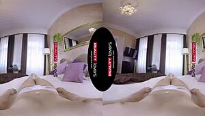 现实恋人黑屌干金发VR口爆后入