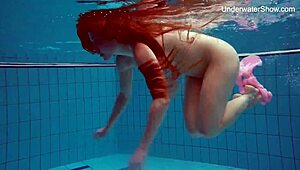 Simonna's horny underwater pool adventure