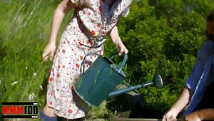 i had redneck nasty sex with a babe pornstar deepthroating outdoor