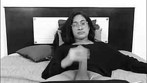 Colombian ladyboy cums on cam