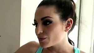 纹身女同小奶被舔屁眼