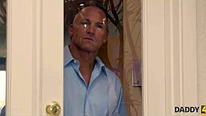 Daddy4k Chick Chooses to Hook Up with Experienced Mature Man