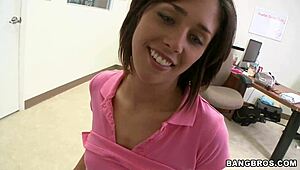 Amateur Babe Anna Morna in Casting Interview with Facial and Cum 😘