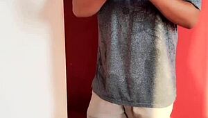 披萨哥上门没钱付用屁股还债结果内射奶油结局！