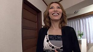 疯狂的日本蝴蝶逼在狂野群交中被猛操