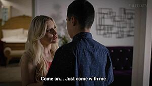 火辣继母，我边摸奶边帮继子学习