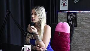 狂摸屄撸管：性瘾DJ拉法金发和马特乌斯黄野肛交换群P