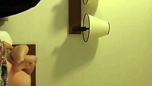 出轨老婆珍妮被抓包偷情