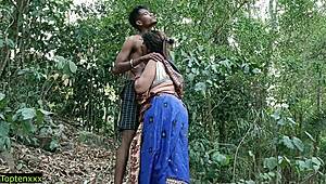 Hot aunty caught a thief and got wild in the garden for outdoor Indian sex