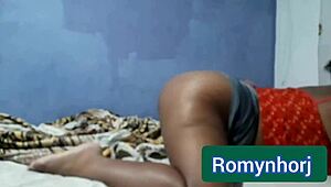 Gordinha Do Rabetão Jogando Jogo Free Fire Com Shortinho Tudo No Rabado Amigo Viu Já Botou Shortinho Dela Pro Lado Botou A Piroca O Socou Firme Até Gozar