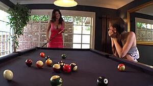 missy stone and friend fuck with toys 😈