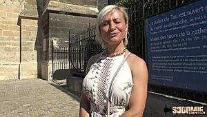 Kim MILF Coquine et Pulpeuse Gets Her Ass Pounded. French Slut Enjoys Raw Anal with Big Tits Bouncing.