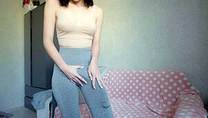 Jerk my huge futa dick.