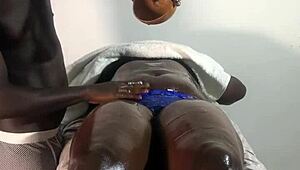 What happens in a yoni massage with a muscular therapist?