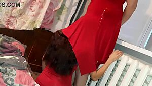 two straight girls explored each other's pussies for the first time