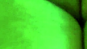 辣妈让继子内射毛逼