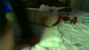 Wow, that gay guy gets a fantastic handjob on his ass!