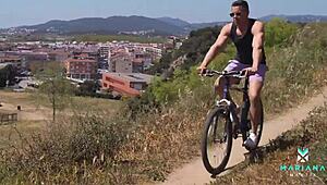 Unknown Cyclist Fills Mariana Martix's Pussy with Cum Outdoors