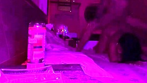 fudendo namorada na noite de aniversario com anal quickie