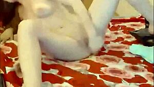 Sexy Webcam Girl with Cute Boobs Masturbates Using Dildo