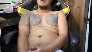 自制热辣口交吞精瞬间