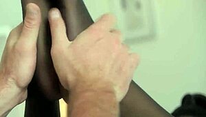 Big Tits Latina Maya Farrell Gets Foot Massage Before Fucking Charles Dera