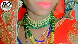 I Crave Desi Village Bhabhi Stripping Saree for Intense Fingering and Chudai