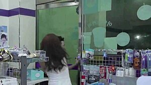 所以，我韩国朋友的女友叫我过来狂野POV一夜