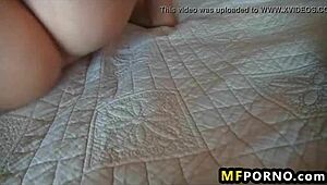 Watch Freaky Blonde Masturbate!