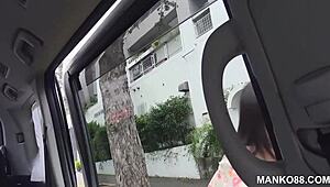 嘿，这个谦虚的日本人能应付大黑鸡巴吗？