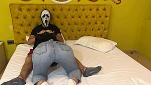 i got a free blowjob from ghostface on halloween