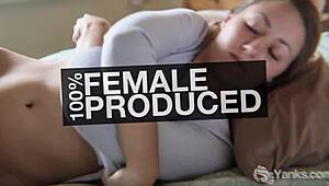 Lady Jane yanks and fucks her toothbrushes in this solo softcore scene 😜