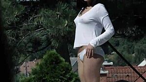 Wow! Attractive Babe Gets Buttfucked Doggystyle Hard!