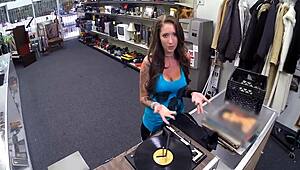 Hey, daring chick, wanna bang hard in the shop with no shame?