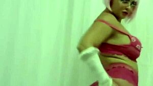 debora gives sexy massage live