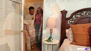 饥渴人妻妮娜斯塔尔狂干小镇新人