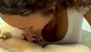 Manuzinha black enjoys a delicious spanish anime hentai ass