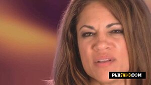 黑发辣妹群P业余分享亲密骚戏