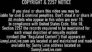 all natural sex bomb sunny lane cumming solo in hotel room